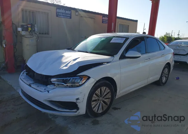 3VWCB7BU9KM261592: 44397119