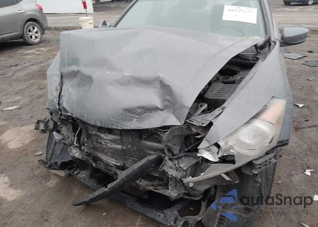 1HGCP2F83AA054097: 44397137