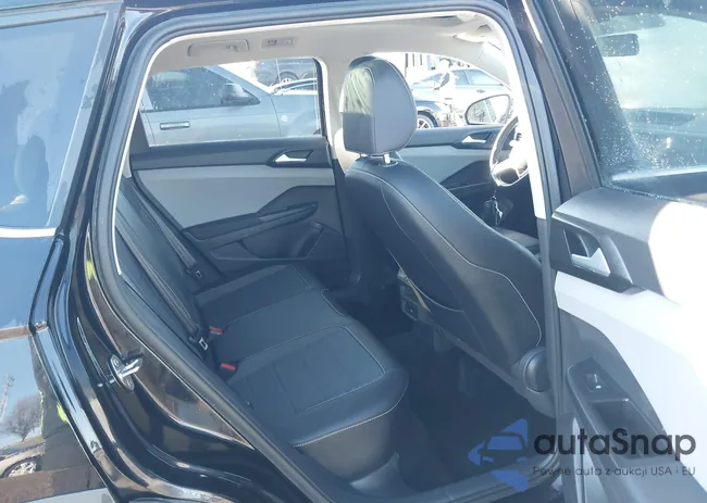 3VVLX7B28NM087748: 44397140