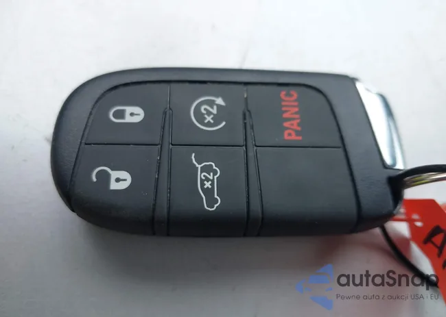 3C4NJDCN9TT184282: 44397170