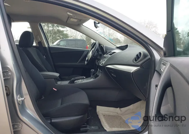 JM1BL1V89C1563390: 44397187