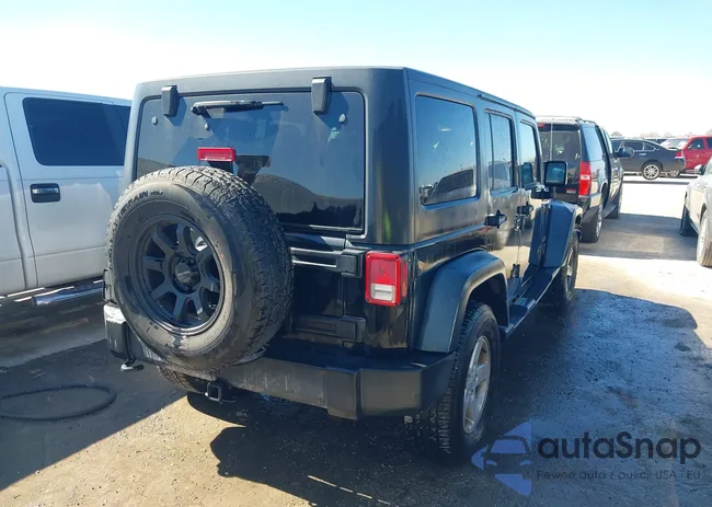 1C4BJWDG6GL225614: 44397306