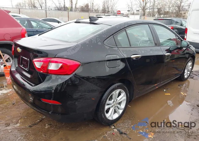 1G1BC5SM7K7152289: 44397325