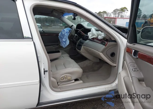 1G6KD54Y83U258812: 44397390