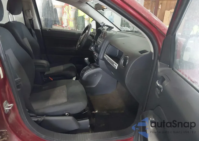 1C4NJDBB6ED592495: 44396537