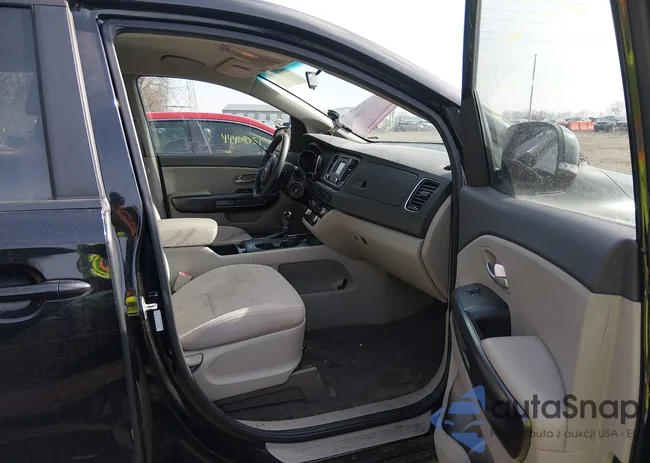 KNDMA5C1XG6184564: 44396543