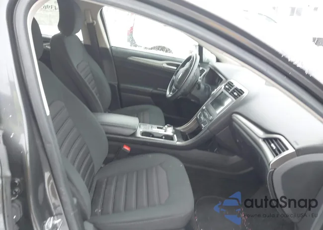 3FA6P0HD6JR178869: 44396547