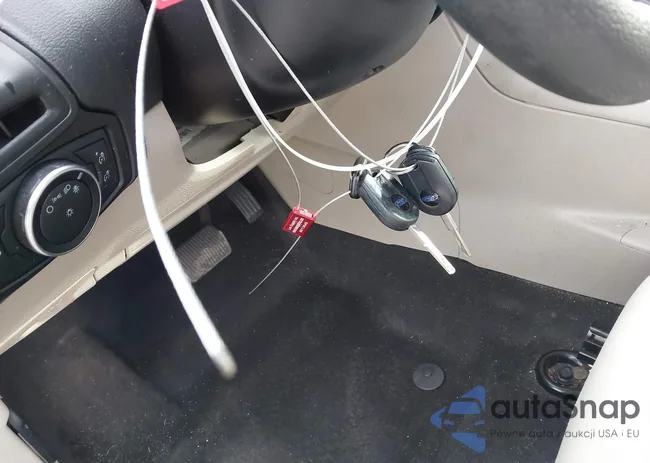 1FADP3F24HL254155: 44396638