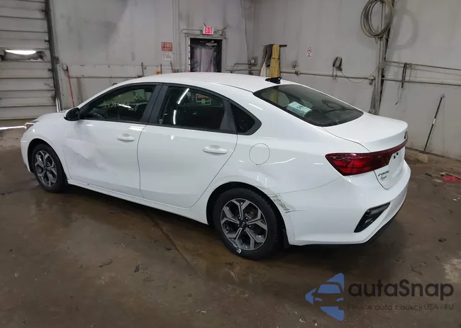 3KPF24AD3LE184150: 44396698