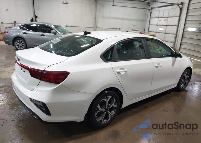 3KPF24AD3LE184150: 44396698