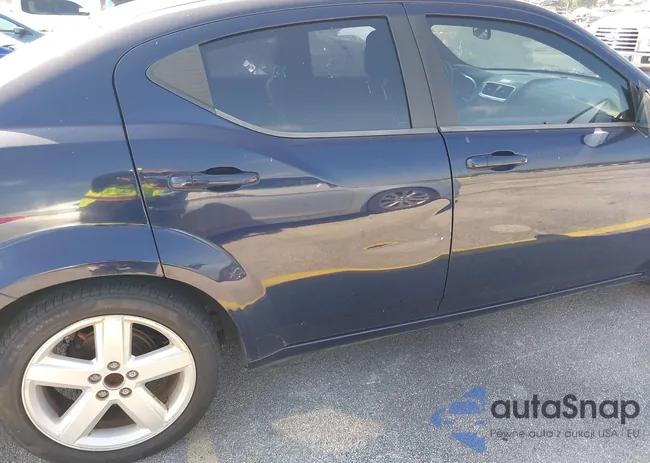 1C3CDZAB5DN626338: 44396816