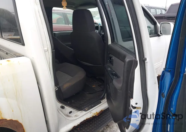 1GCHTCFE5C8107260: 44397860