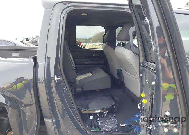 3TYKB5FN8RT009529: 44397884