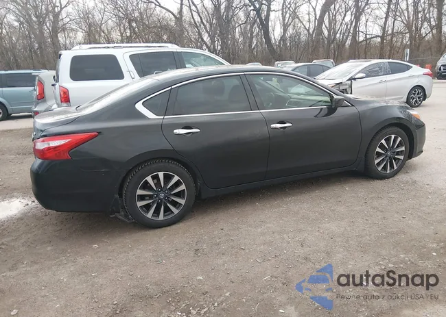 1N4AL3AP9HC188557: 44397894