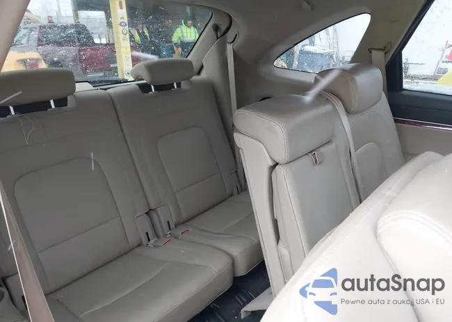 KM8NU73C08U066038: 44397933