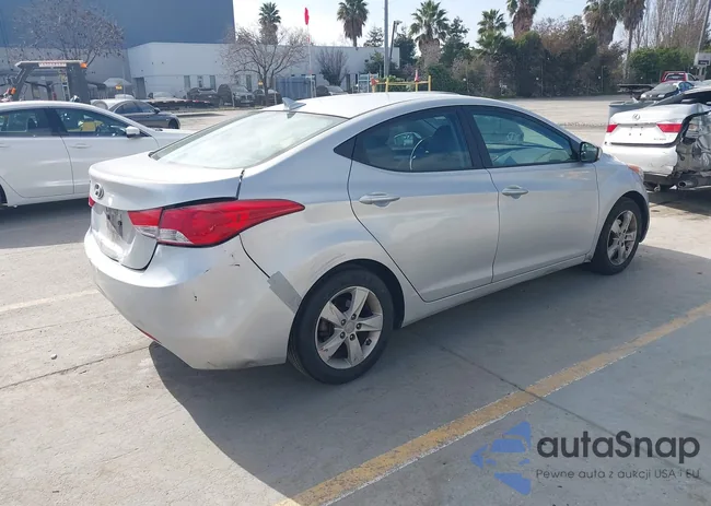 KMHDH4AE7DU001412: 44398043