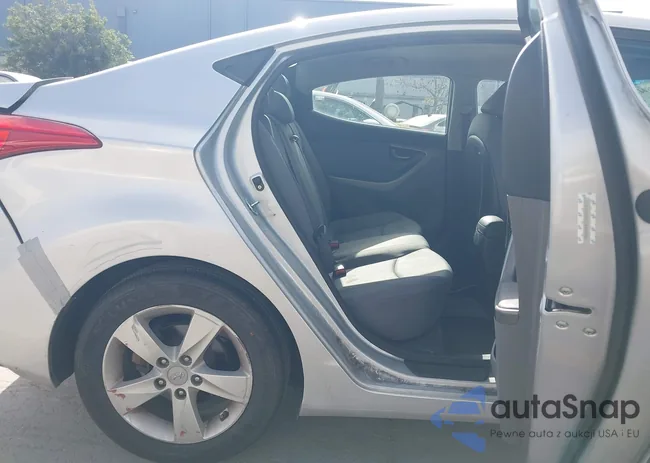 KMHDH4AE7DU001412: 44398043