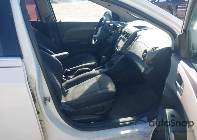 1G1JC5SHXG4169126: 44398091