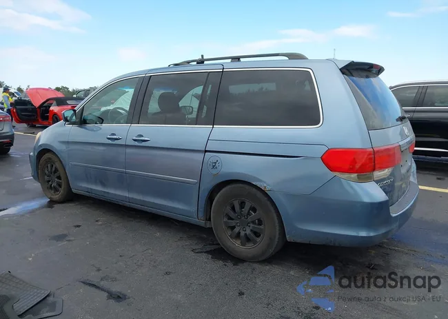 5FNRL38728B021883: 44398101