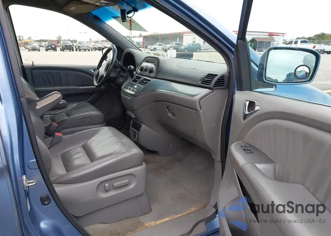 5FNRL38728B021883: 44398101