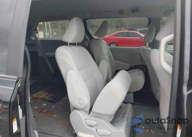 5TDZZ3DC6LS068033: 44398204