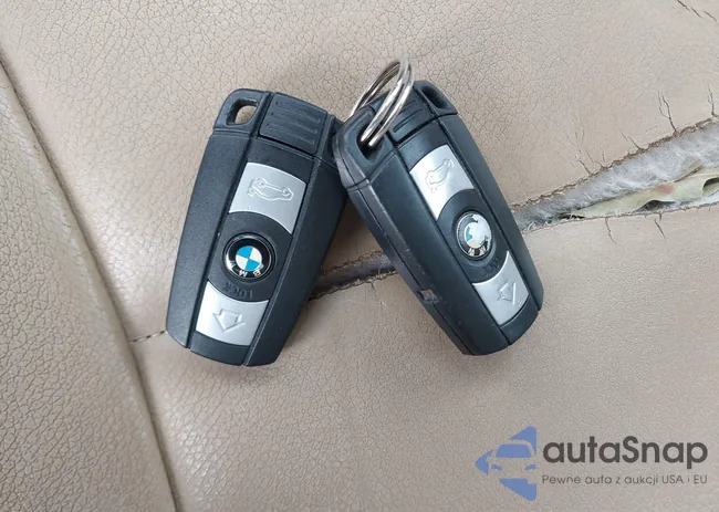 WBAVL1C53DVR82882: 44398240