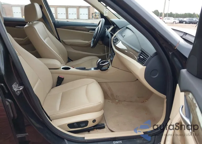 WBAVL1C53DVR82882: 44398240