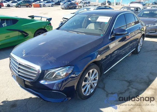 WDDZF4JB0HA127307: 44398320