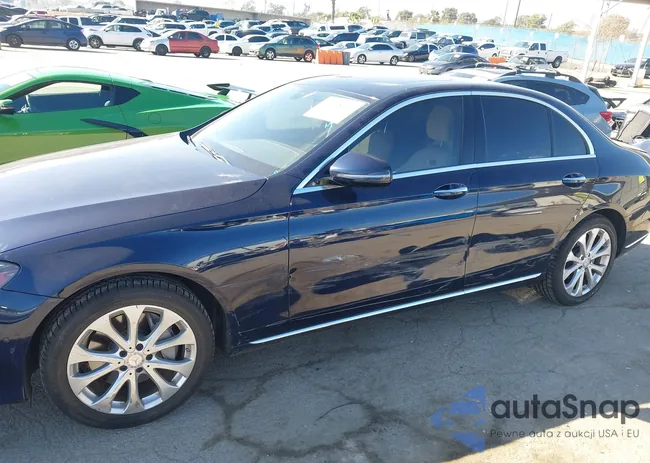 WDDZF4JB0HA127307: 44398320