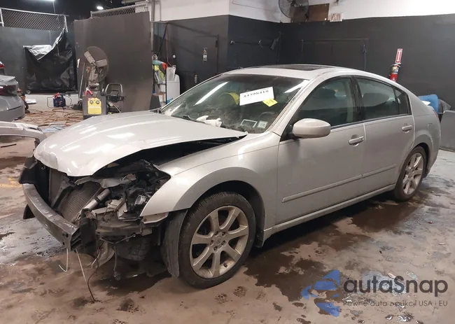 1N4BA41E38C829653: 44398418