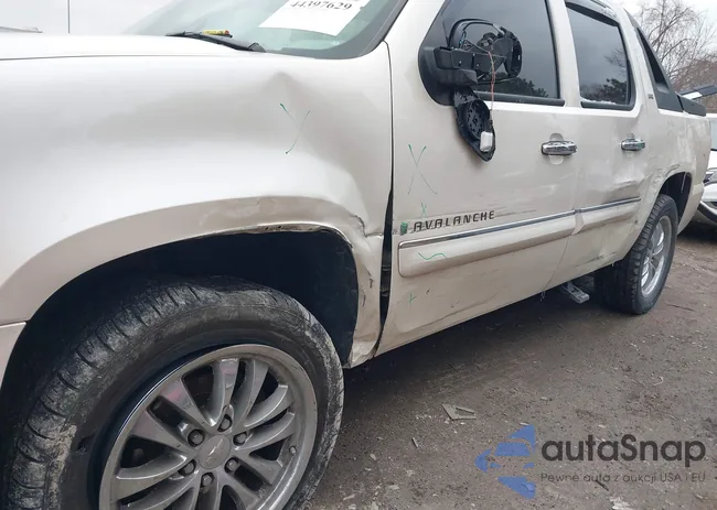 3GNFK12358G195836: 44397629