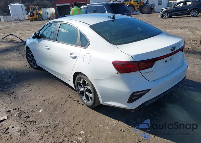 3KPF24AD6LE219747: 44397635