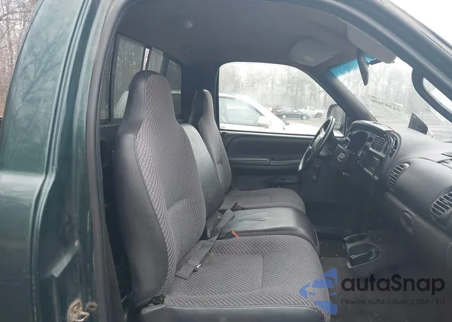 1B7HC16X61S236694: 44397696