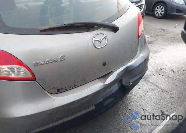 JM1DE1HY9B0120367: 44397726