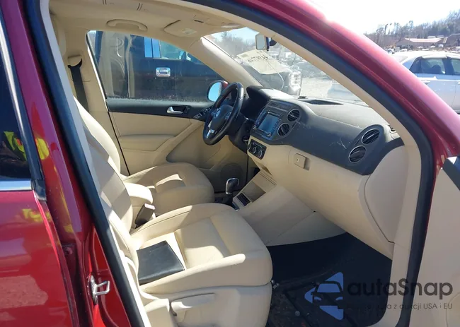 WVGAV7AX4CW078594: 44397746