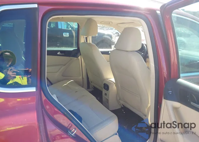 WVGAV7AX4CW078594: 44397746