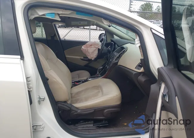 1G4PW5SK2G4136802: 44397807