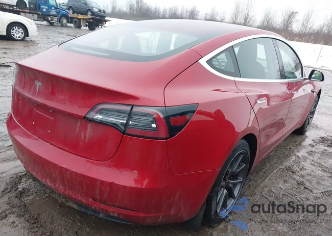 5YJ3E1EB9JF054561: 44398941