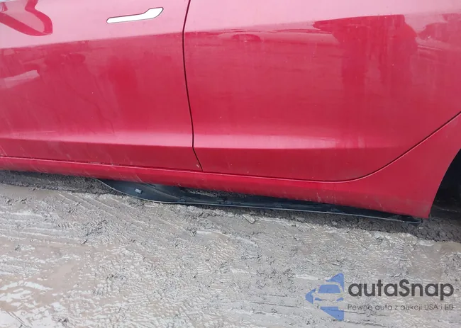 5YJ3E1EB9JF054561: 44398941