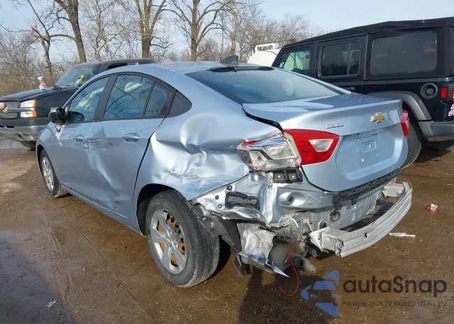 1G1BC5SM8H7215649: 44399052