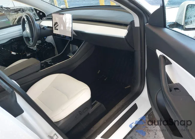 5YJYGDEE2LF059650: 44399167