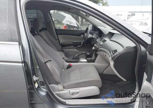 1HGCP2F36CA079146: 44399228