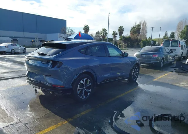 3FMTK3SU2PMA61927: 44399231