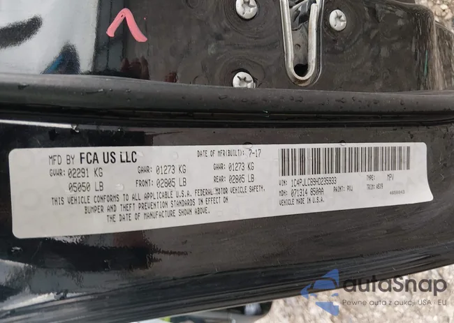 1C4PJLCB9HD235933: 44399320