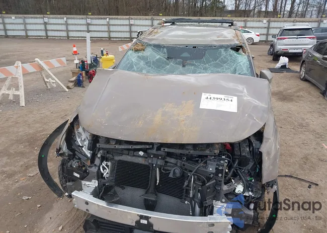 5N1DR3BD3SC236812: 44399354