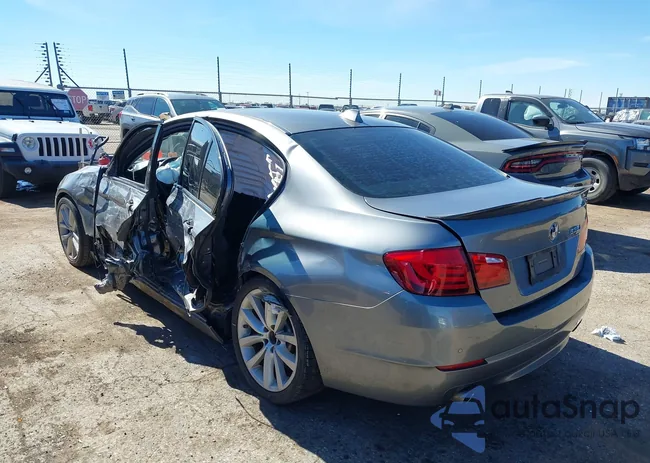 WBAFR7C56BC801112: 44399368