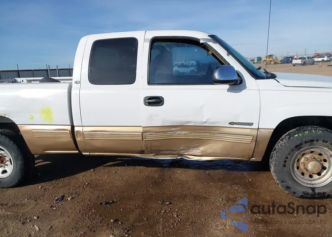 1GCFC29T8XZ116904: 44398657