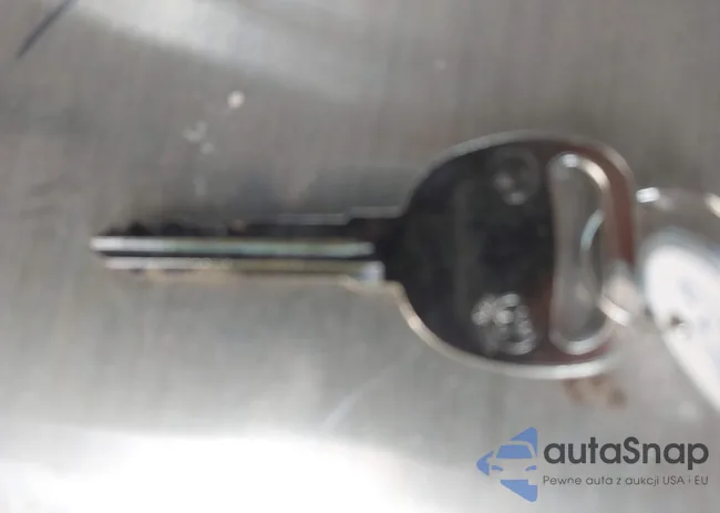 1GCFC29T8XZ116904: 44398657