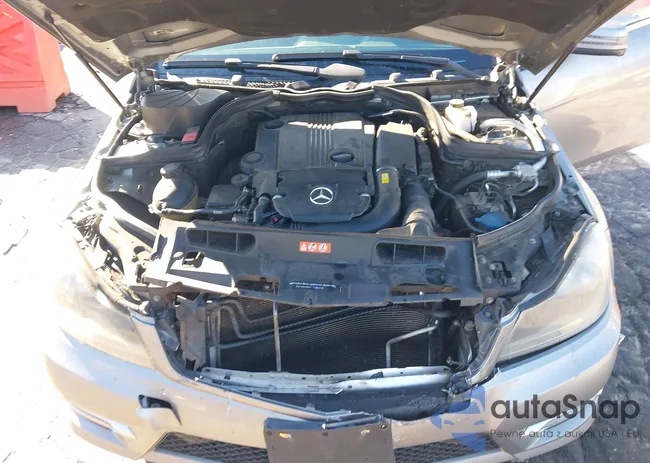 WDDGJ4HB5FG393993: 44398808