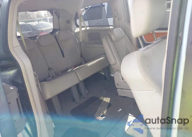 2A8HR64X08R826201: 44399853